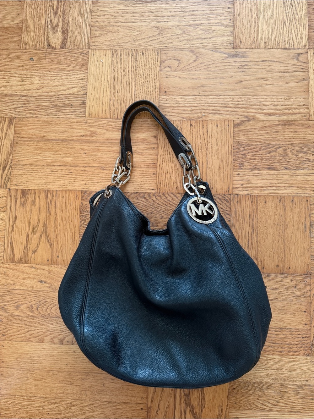 Micheal Kors Fulton shoulder bag pebbled leather black vintage
